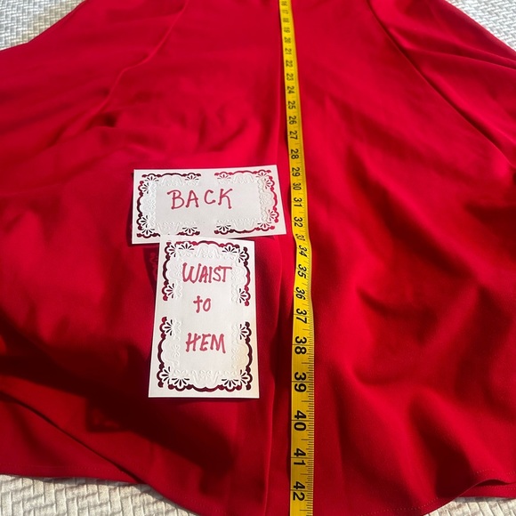 Morgan & Co.Women’s Red Evening Dress Size 11 - Picture 5 of 8